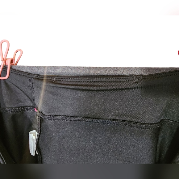 Fila Athletic Capris | Woman's Medium | Sport / Yoga / Athleisure | black | - Picture 5 of 8